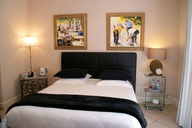 Hotel Villa L'olivier, Chambre D'h�tes "les Volets Bleus"