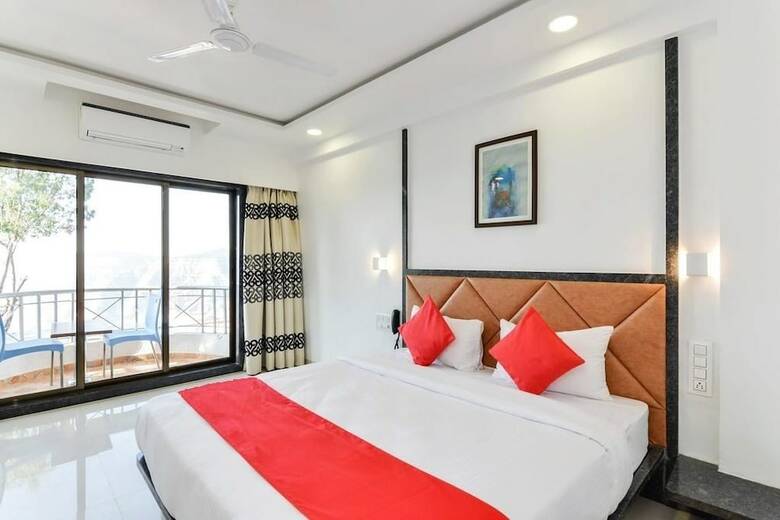 Hotel Cloud Mist Resort And Spa