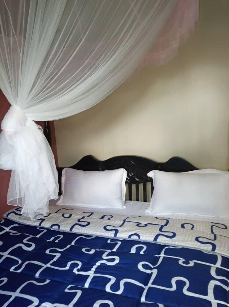 Bed & Breakfast Calm River Inn