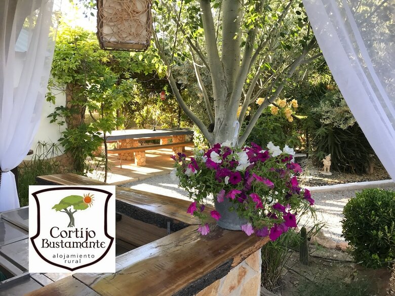 Agroturismo Cortijo Bustamante