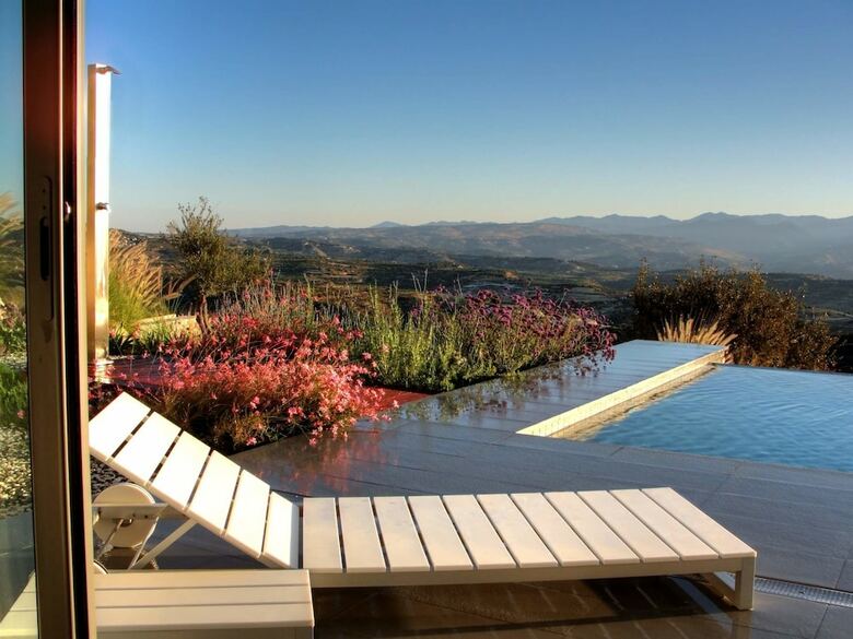 Mountain Villa With Golf Club