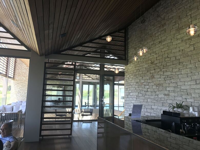 Mountain Villa With Golf Club