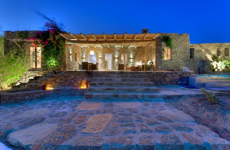 Villa Shay By The Pearls Collection