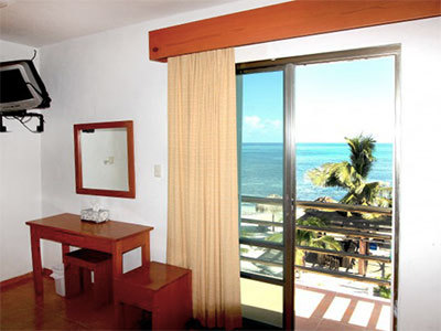Hotel Arrecifes Costamaya
