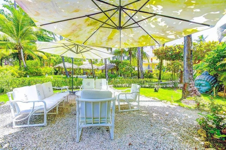Aparthotel Los Corales Villas Ocean Front