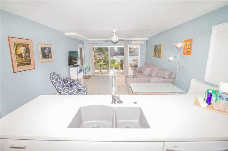 Kahana Sunset B5b - One Bedroom Condo