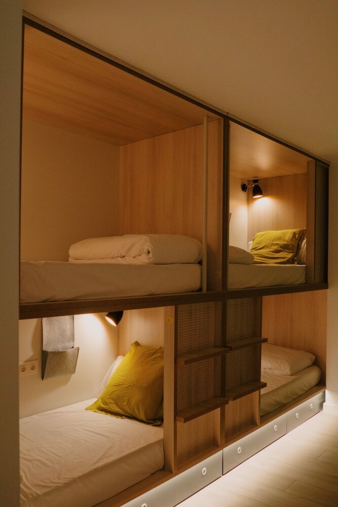 Hostal Blai Blai - Hostel