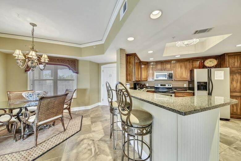 Hampton Place 6406