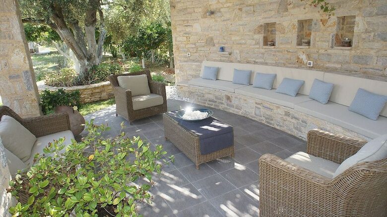 Apartamentos Patras Villa Elia