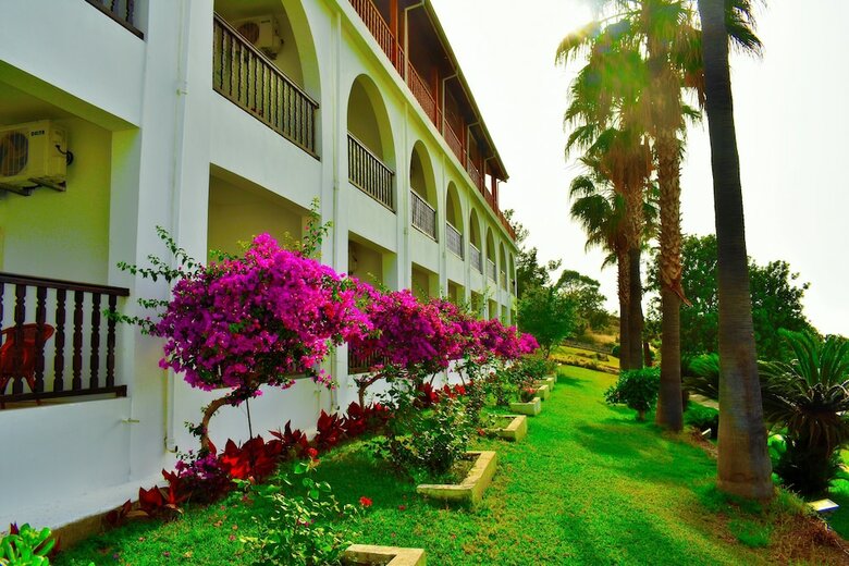 Hotel Onar Village
