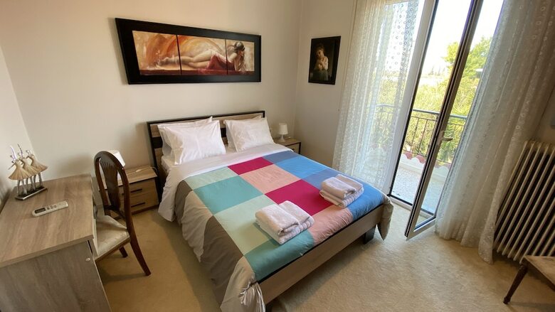 Apartamentos Patras White Castle