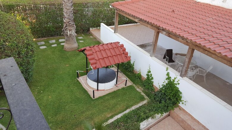 Apartamentos Patras White Castle
