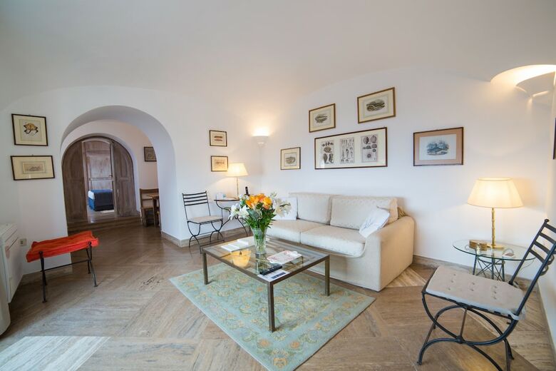 Villa Castello Apartments Capri
