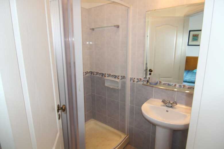 Apartamentos V4 Vila O�sis