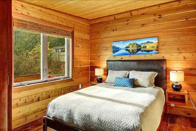 Hotel Snug Harbor Resort