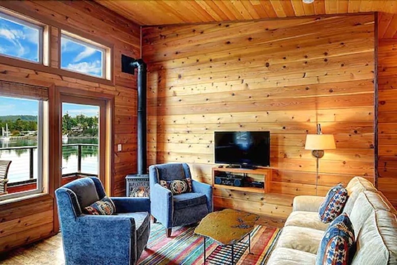 Hotel Snug Harbor Resort