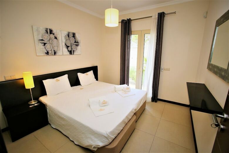 Apartamentos T2 Vale De Pinta Golf
