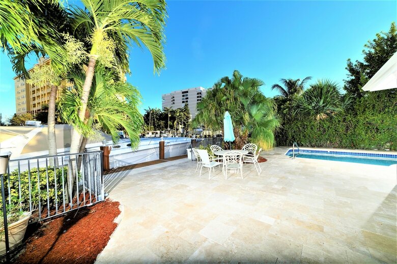 Casa Terra Luxury Island House