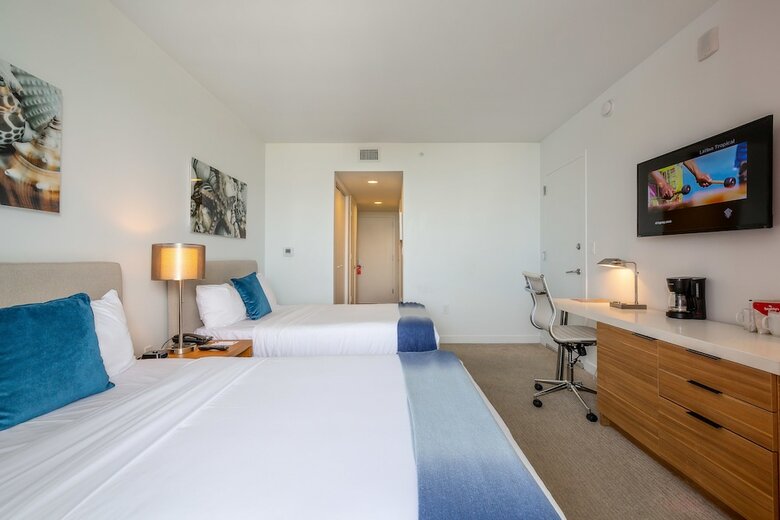 Private Ocean Luxury Condos At Beachwalk