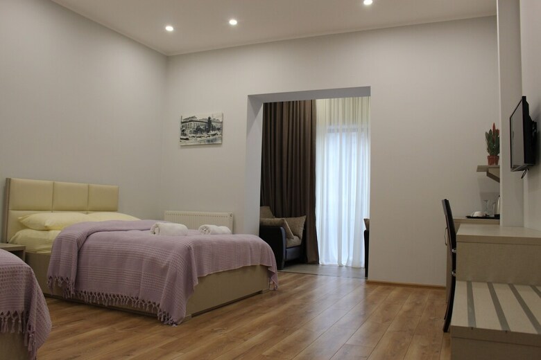 Boutique Hotel 32