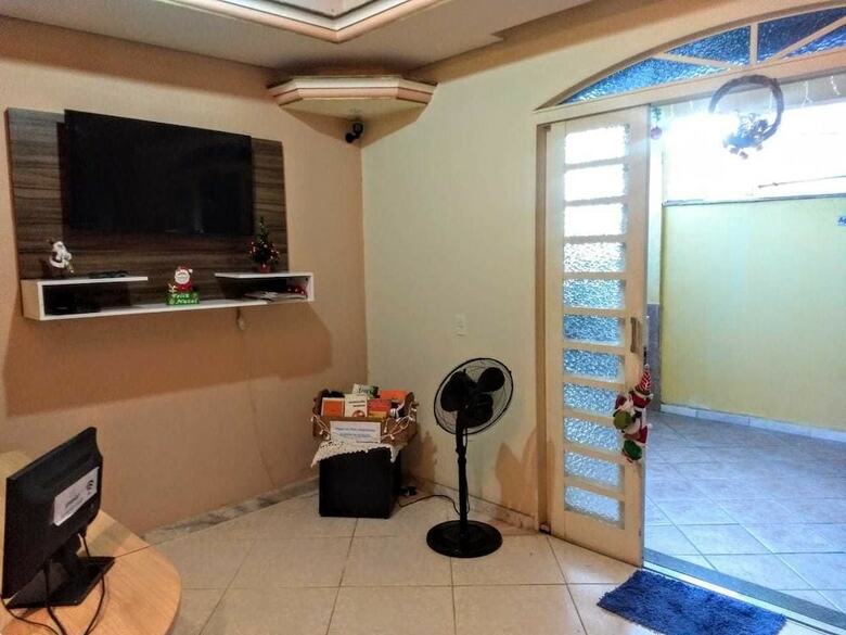 Casa Com Piscina