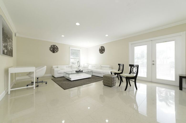 Hotel Luxury Villa Oasis & Private Pool