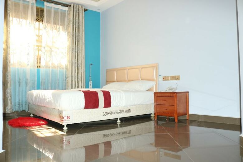 Georgina Gardens Hotel