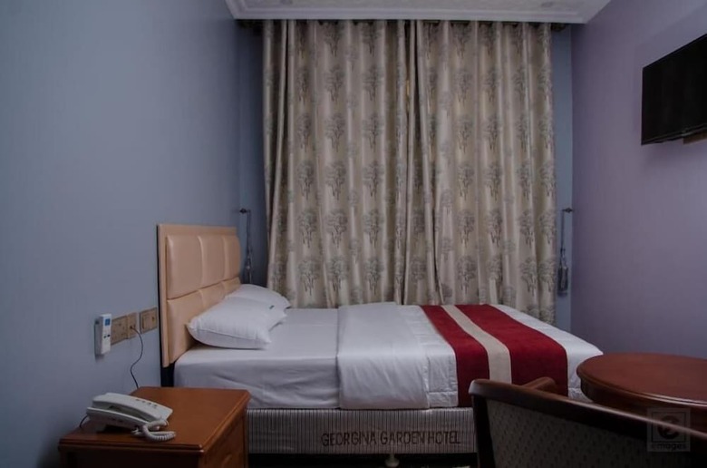 Georgina Gardens Hotel