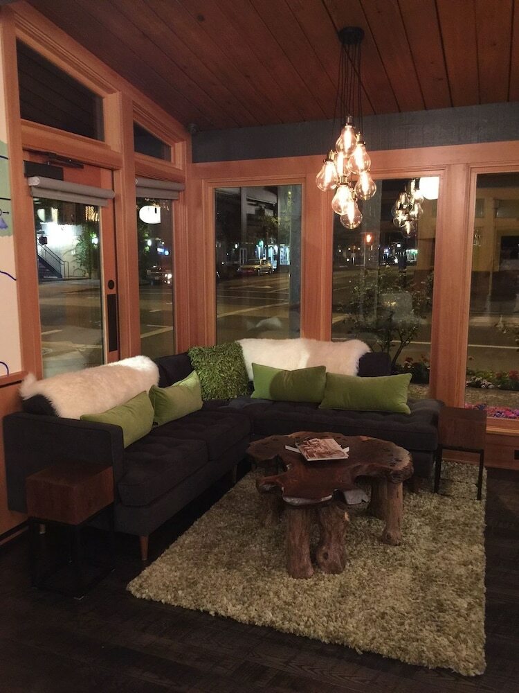 Motel Timbers Inn