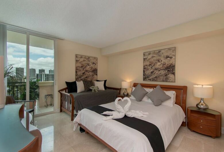 Apartamentos Stylish Modern 2bd/2bth Apt. Min To Beach