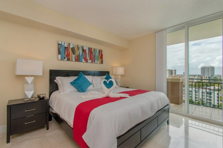 Apartamentos Stylish Modern 2bd/2bth Apt. Min To Beach