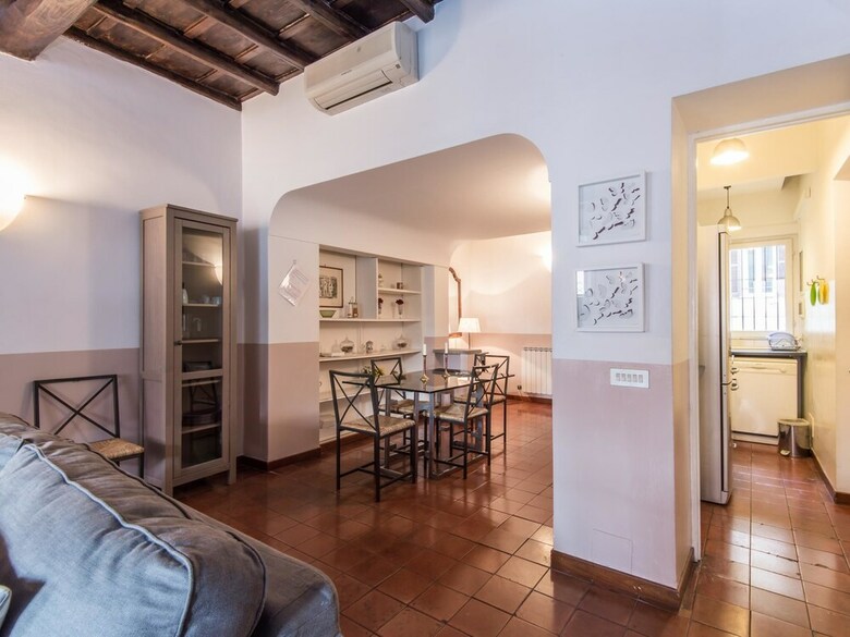 Rsh Giulia Enchanting Stylish Apartment 2