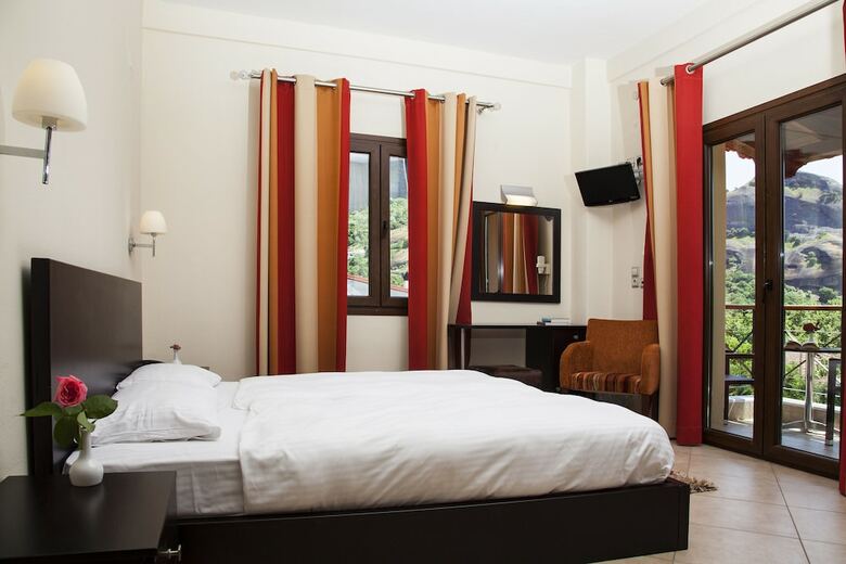 Meteoritis Hotel