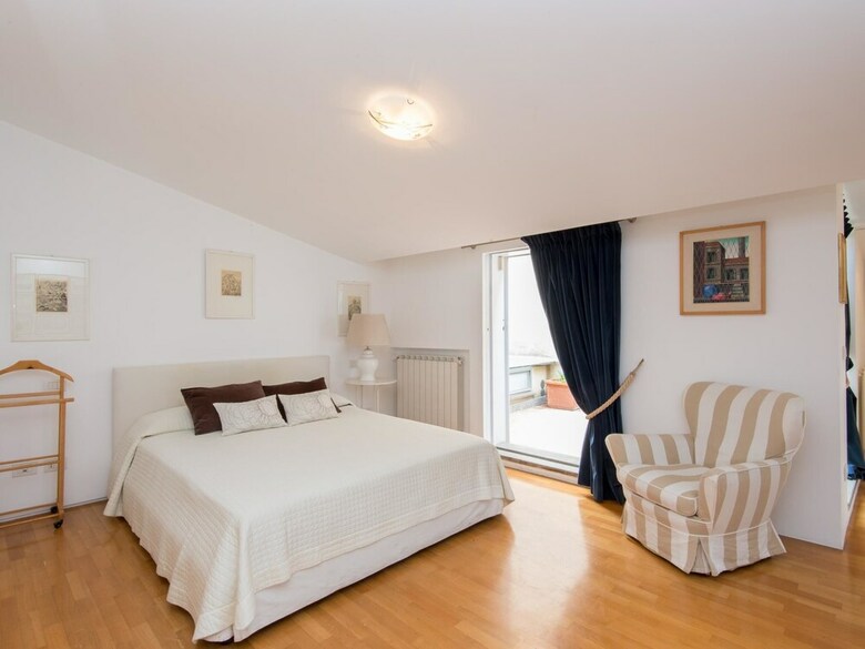 Rsh Lucina Design Terrace Apartment