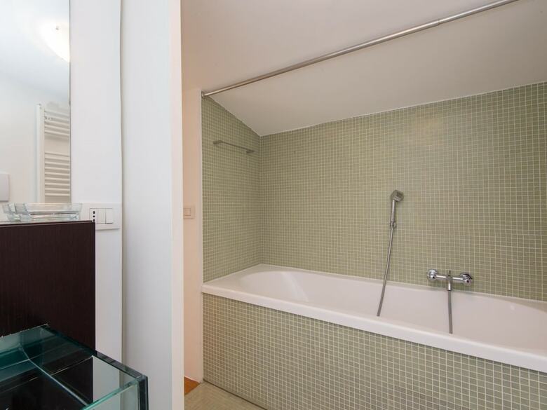Rsh Lucina Design Terrace Apartment
