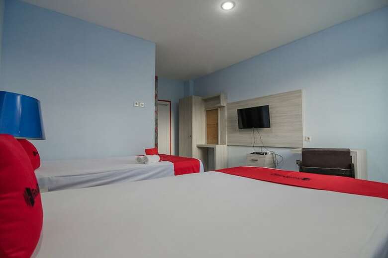 Hotel Reddoorz Near Taman Murjani