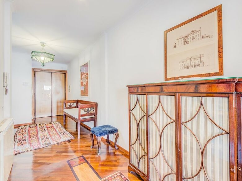 Rsh Bernini Luxury Panoramic Apartment
