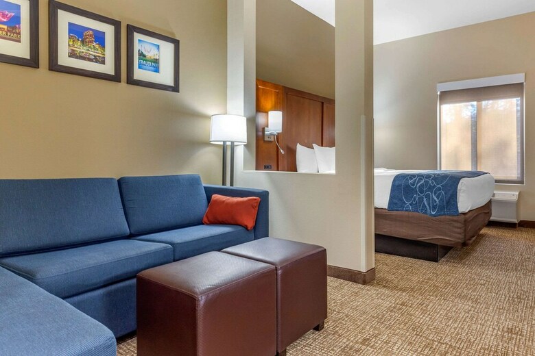 Hotel Comfort Suites