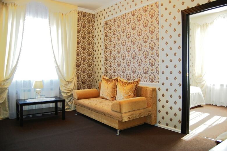 Grand Leonardo Hotel