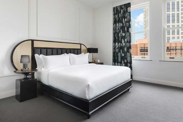 The Candler Hotel Atlanta, Curio Collection By Hilton