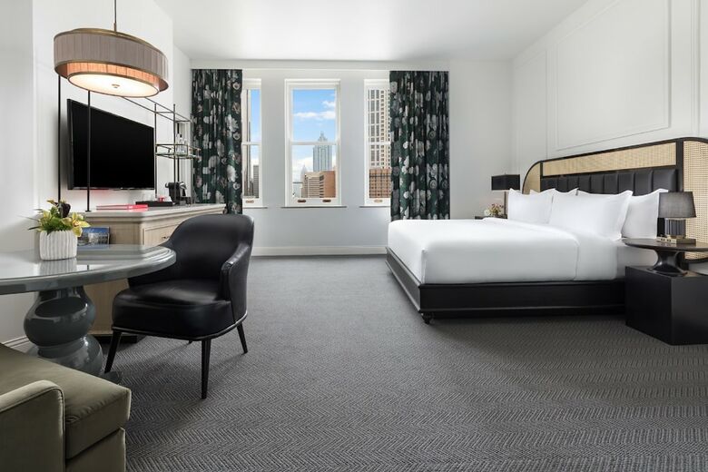 The Candler Hotel Atlanta, Curio Collection By Hilton