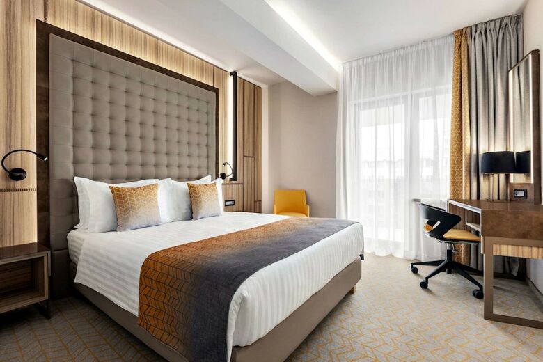 Hotel Ramada By Wyndham Ramnicu Valcea