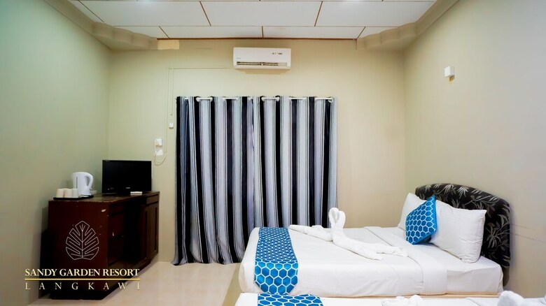 Hotel Sandy Garden Resort