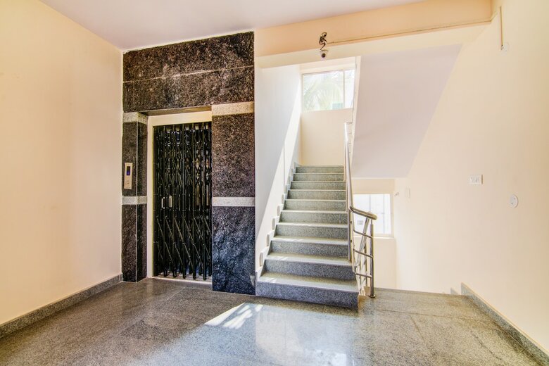 Fabhotel Prime 2