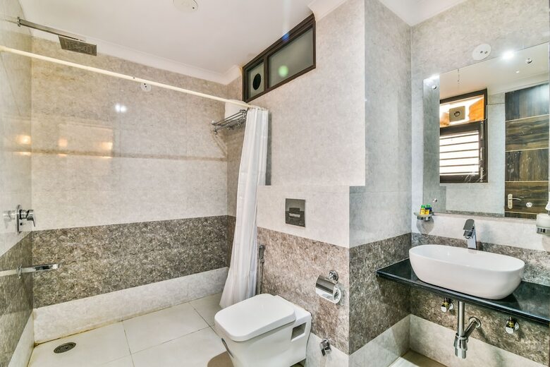 Fabhotel Prime 2