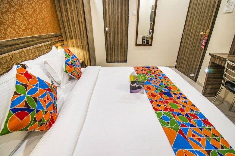 Hotel Fabexpress Orange Suites