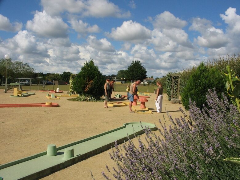 Camping Le Ragis