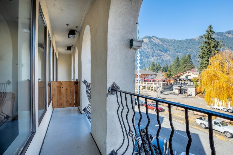 Hotel Alpen Dorf Pension