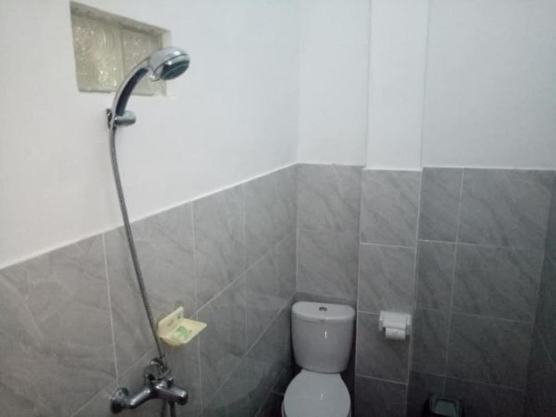 Hotel Aris Homestay And Warung Made