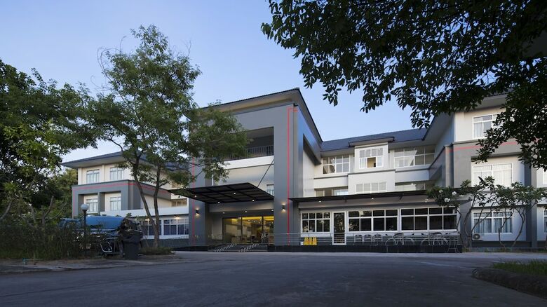 Araya Hotel